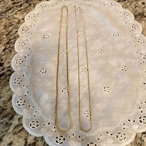 2 gold tone chain necklaces in great condition no scratches or discolour